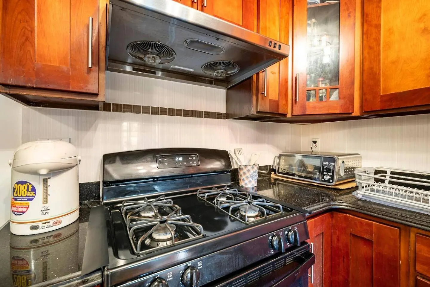 Best Location In Queens, Everything Is Near By New York Homestay